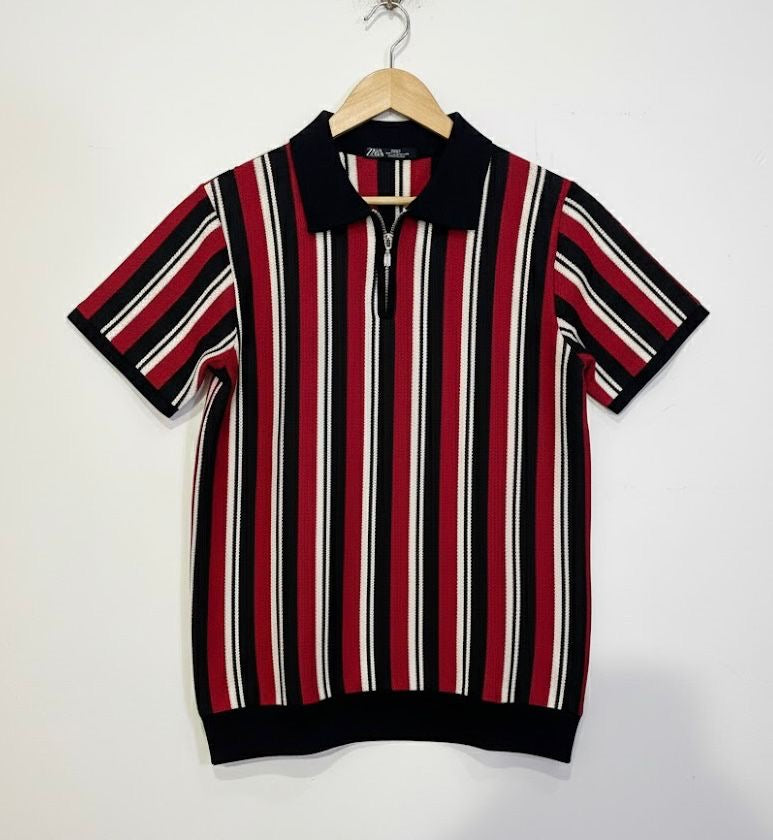 بلوزة محبوكة